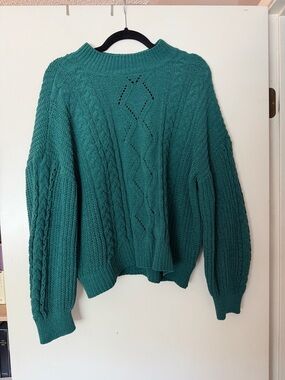 No Boundaries Green Cable Knit Sweater